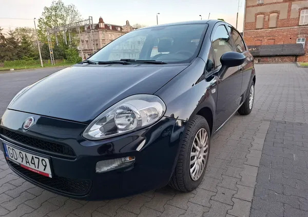 samochody osobowe Fiat Punto cena 30000 przebieg: 81538, rok produkcji 2017 z Gdańsk